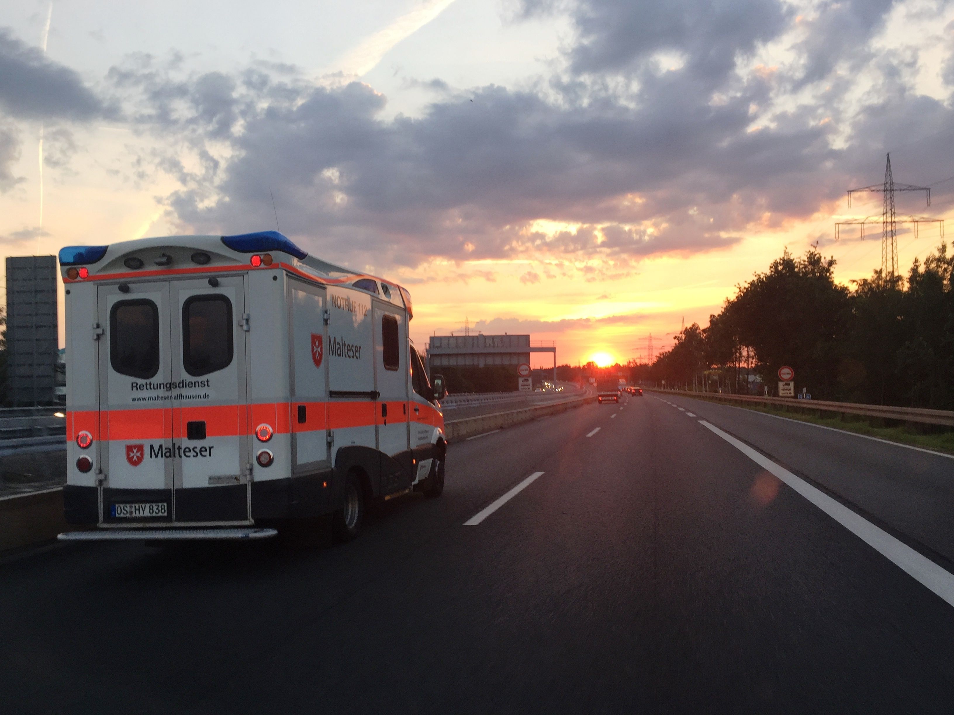 Der Herzenswunsch-Krankenwagen der Malteser erfüllt letzte Wünsche; Bildquelle: Malteser Diözese Osnabrück